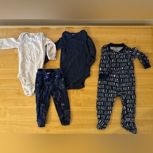 Carter's Navy and Cream 9 Months Lot Clothing